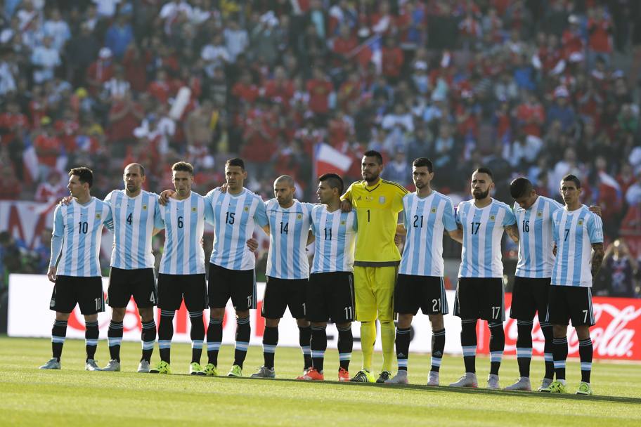 Anche l&#39;undici argentino è schierato e aspetta l&#39;inno nazionale (Ap)